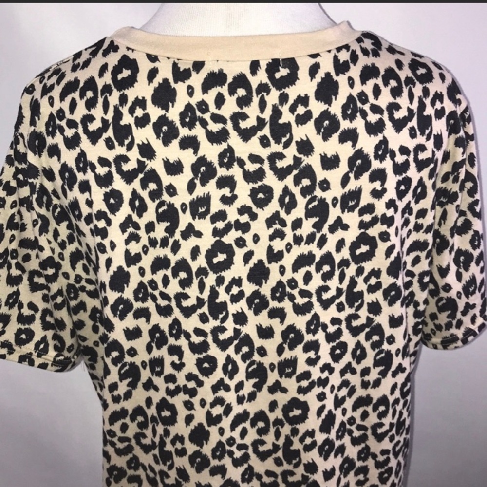 Leopard top - Picture 2 of 2